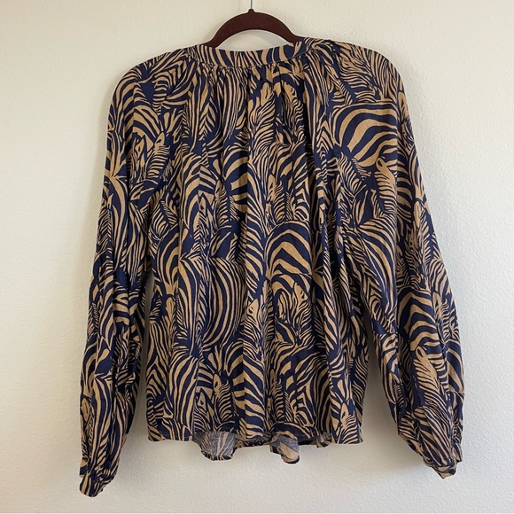 Banana Republic Zebra Print‎ Linen Relaxed Button Down Shirt Size Small - Picture 6 of 7